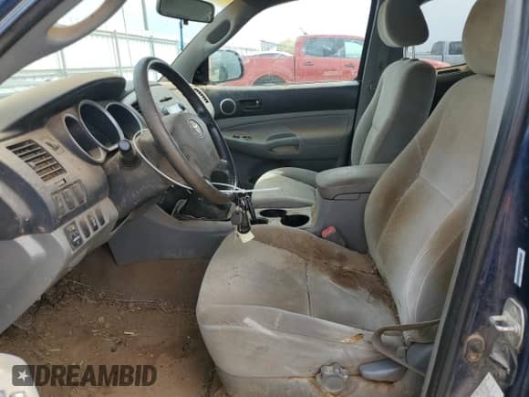 2008 Toyota Tacoma with VIN 5TEUU42N48Z546561, listed as a Copart auction lot 81326115 with 137,986 mi miles and Salvage title. Bid and sale history available at DreamBid. Image 7.