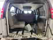 2017 Chevrolet Express Passenger LS с VIN 1GAWGEFG0H1345437, выставлен на аукционе Copart как лот 70468785 с пробегом 71 835 миль миль и Чистый • Clean title. История ставок и продаж доступна на DreamBid. Изображение 10.