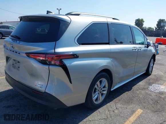 2022 Toyota Sienna XLE с VIN 5TDJSKFC1NS062412, выставлен на аукционе IAAI как лот 43001576 с пробегом 53 110 миль миль и . История ставок и продаж доступна на DreamBid. Изображение 4.
