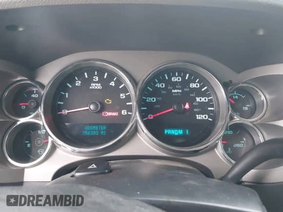 2012 Chevrolet Silverado 2500HD Work Truck z VIN 1GB0CVCG3CF144998, wystawiony jako IAAI lot #41381779 z przebiegiem 356 380 mil mil oraz . Historia ofert i sprzedaży dostępna na DreamBid. Obrazek 6.