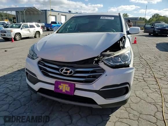 2018 Hyundai Santa Fe 2.4L с VIN 5NMZT3LB5JH083021, выставлен на аукционе Copart как лот 85673175 с пробегом 124 646 миль миль и Списание • Salvage title. История ставок и продаж доступна на DreamBid. Изображение 14.
