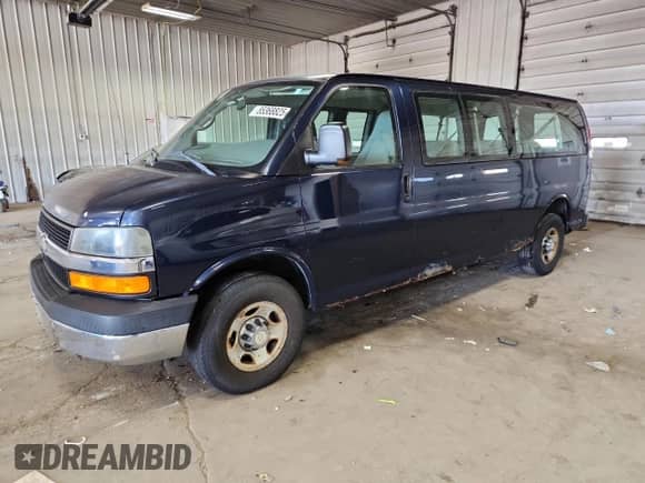 2007 Chevrolet Express Passenger с VIN 1GAHG39U871151977, выставлен на аукционе Copart как лот 85368825 с пробегом 72 580 миль миль и Чистый • Clean title. История ставок и продаж доступна на DreamBid. Изображение 1.