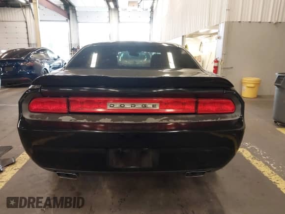 2013 Dodge Challenger SXT с VIN 2C3CDYAG7DH704245, выставлен на аукционе IAAI как лот 43250299 с пробегом Не указан миль и . История ставок и продаж доступна на DreamBid. Изображение 15.