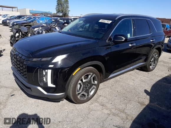 2023 Hyundai Palisade SEL с VIN KM8R44GE9PU504095, выставлен на аукционе Copart как лот 48652793 с пробегом 12 703 миль миль и . История ставок и продаж доступна на DreamBid. Изображение 1.