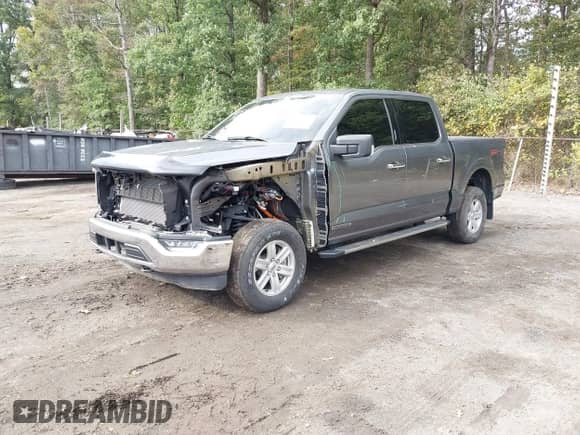 2023 Ford F-150 XL z VIN 1FTFW1ED7PFD03875, wystawiony jako IAAI lot #43320127 z przebiegiem 11 070 mil mil oraz . Historia ofert i sprzedaży dostępna na DreamBid. Obrazek 2.