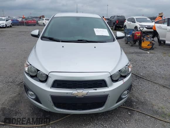 2016 Chevrolet Sonic LTZ с VIN 1G1JE5SB1G4131452, выставлен на аукционе IAAI как лот 42478255 с пробегом 162 621 миль миль и . История ставок и продаж доступна на DreamBid. Изображение 12.