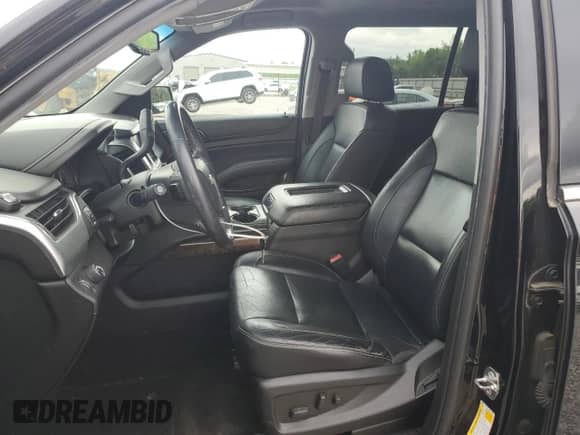 2018 Chevrolet Suburban LT с VIN 1GNSCHKC3JR159864, выставлен на аукционе Copart как лот 54440115 с пробегом 161 902 миль миль и Списание • Salvage title. История ставок и продаж доступна на DreamBid. Изображение 7.