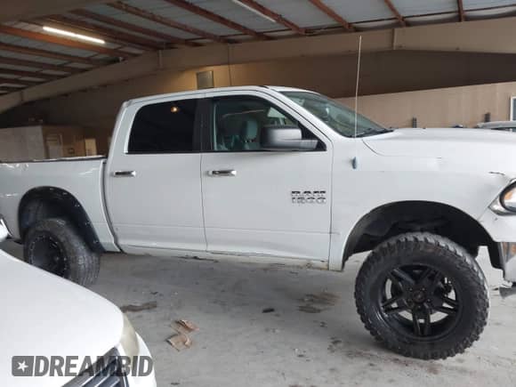 2013 Ram 1500 with VIN 1C6RR7LP4DS572656, listed as a IAAI auction lot 42893957 with 171,108 mi miles and . Bid and sale history available at DreamBid. Image 13.