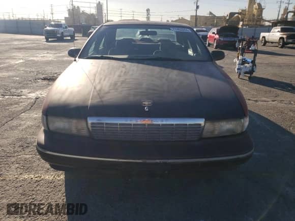 1996 Chevrolet Caprice 1SA Special Value с VIN 1G1BL52P1TR153051, выставлен на аукционе Copart как лот 77453244 с пробегом Не указан миль и Чистый • Clean title. История ставок и продаж доступна на DreamBid. Изображение 5.