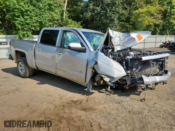 2017 Chevrolet Silverado 1500 LT with VIN 3GCUKREC6HG360383, listed as a Copart auction lot 71526955 with Not provided miles and Salvage title. Bid and sale history available at DreamBid. Image 4.