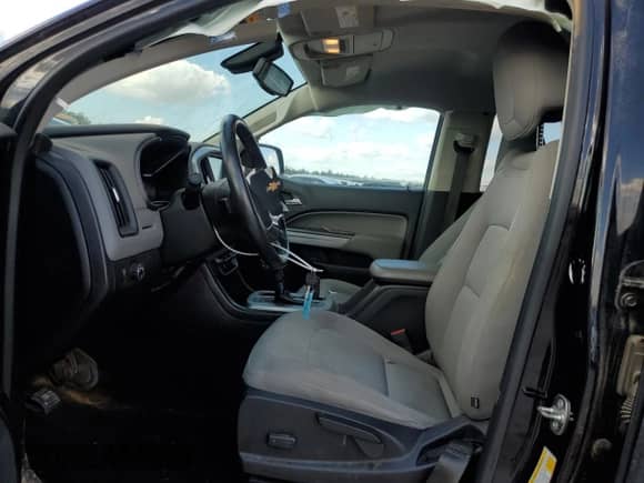 2018 Chevrolet Colorado 2WD LT z VIN 1GCGSCENXJ1317231, wystawiony jako Copart lot #80155344 z przebiegiem 128 877 mil mil oraz Szkoda całkowita • Salvage title. Historia ofert i sprzedaży dostępna na DreamBid. Obrazek 7.