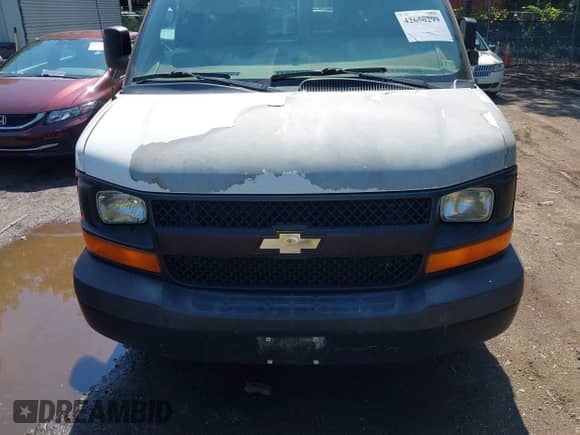 2011 Chevrolet Express Cargo with VIN 1GCSGAFX4B1168817, listed as a IAAI auction lot 42650299 with 255,483 mi miles and . Bid and sale history available at DreamBid. Image 6.