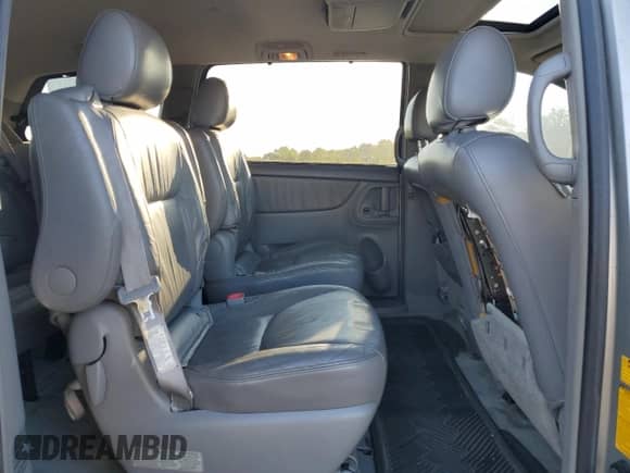 2006 Toyota Sienna XLE z VIN 5TDBA22C76S074255, wystawiony jako Copart lot #71065935 z przebiegiem 216 218 mil mil oraz Szkoda całkowita • Salvage title. Historia ofert i sprzedaży dostępna na DreamBid. Obrazek 11.