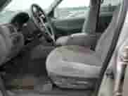 2005 Ford Explorer XLT с VIN 1FMZU73K45UA86488, выставлен на аукционе Copart как лот 81720655 с пробегом 270 541 миль миль и Списание • Salvage title. История ставок и продаж доступна на DreamBid. Изображение 7.