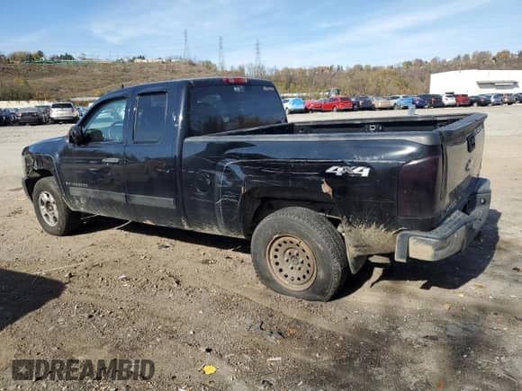 2008 Chevrolet Silverado 1500 1LT с VIN 1GCEK19J28Z255841, выставлен на аукционе Copart как лот 75726644 с пробегом 262 736 миль миль и Списание • Salvage title. История ставок и продаж доступна на DreamBid. Изображение 2.