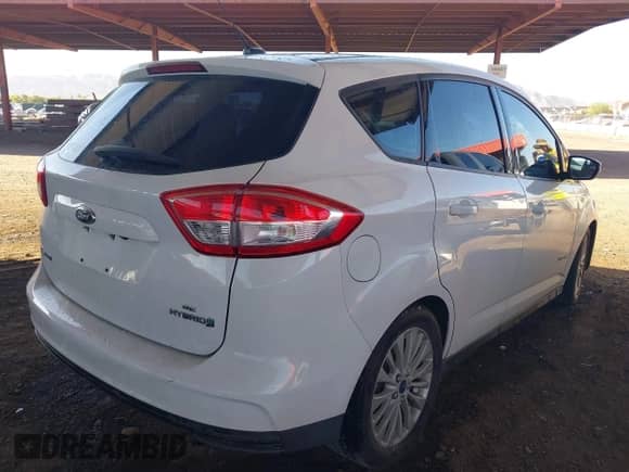2017 Ford C-Max SE с VIN 1FADP5AU3HL117339, выставлен на аукционе IAAI как лот 43166035 с пробегом 105 849 миль миль и . История ставок и продаж доступна на DreamBid. Изображение 4.
