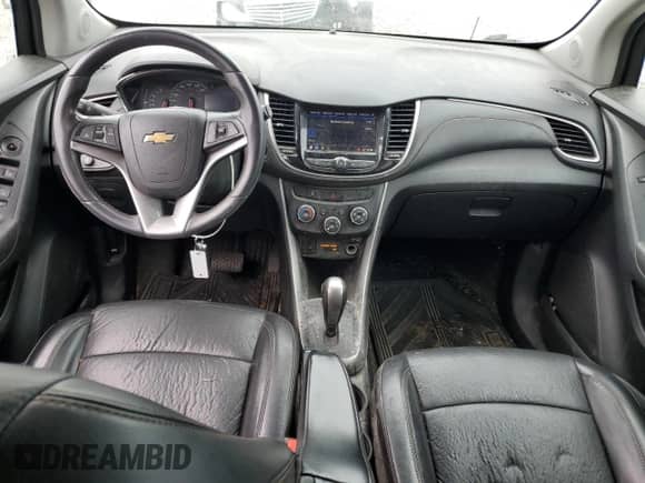2021 Chevrolet Trax LT с VIN KL7CJPSM5MB369902, выставлен на аукционе Copart как лот 70474915 с пробегом Не указан миль и Списание • Salvage title. История ставок и продаж доступна на DreamBid. Изображение 8.
