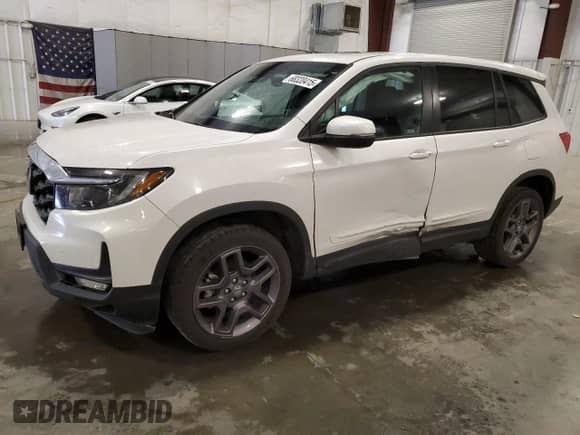 2023 Honda Passport EX-L with VIN 5FNYF8H52PB017538, listed as a Copart auction lot 68320415 with 31,933 mi miles and Salvage title. Bid and sale history available at DreamBid. Image 1.