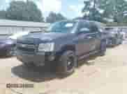 2011 Chevrolet Avalanche LS z VIN 3GNMCEE09BG192281, wystawiony jako IAAI lot #42532358 z przebiegiem 166 664 mil mil oraz . Historia ofert i sprzedaży dostępna na DreamBid. Obrazek 2.