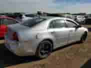 2012 Chevrolet Malibu 1LS z VIN 1G1ZB5E00CF218313, wystawiony jako Copart lot #84244985 z przebiegiem 119 433 mil mil oraz Szkoda całkowita • Salvage title. Historia ofert i sprzedaży dostępna na DreamBid. Obrazek 3.