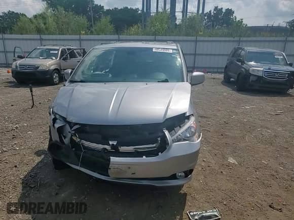 2019 Dodge Grand Caravan SXT z VIN 2C4RDGCG3KR545504, wystawiony jako Copart lot #68989805 z przebiegiem 60 258 mil mil oraz Szkoda całkowita • Salvage title. Historia ofert i sprzedaży dostępna na DreamBid. Obrazek 14.