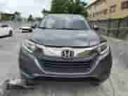 2021 Honda HR-V LX z VIN 3CZRU5H32MM720050, wystawiony jako Copart lot #80060085 z przebiegiem 56 209 mil mil oraz Szkoda całkowita • Salvage title. Historia ofert i sprzedaży dostępna na DreamBid. Obrazek 5.