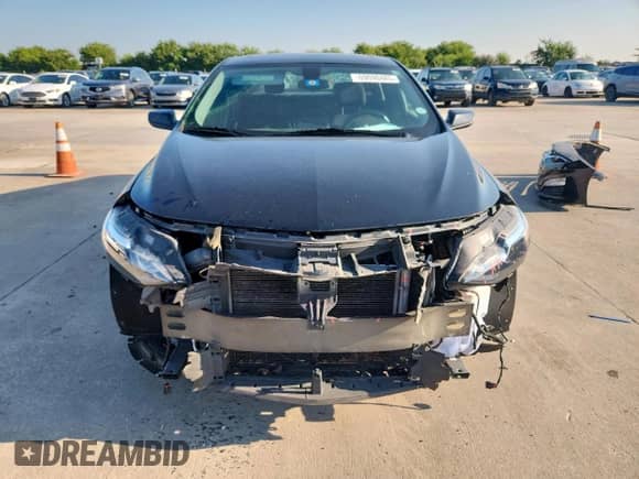 2019 Chevrolet Malibu LT with VIN 1G1ZD5ST3KF109495, listed as a Copart auction lot 69090485 with 113,178 mi miles and Salvage title. Bid and sale history available at DreamBid. Image 5.