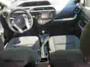 2016 Toyota Prius Two z VIN JTDKDTB39G1120602, wystawiony jako Copart lot #86650355 z przebiegiem 138 458 mil mil oraz Szkoda całkowita • Salvage title. Historia ofert i sprzedaży dostępna na DreamBid. Obrazek 8.