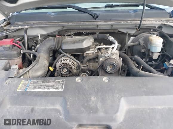 2011 Chevrolet Silverado 1500 Work Truck z VIN 1GCNKPEX5BZ185336, wystawiony jako IAAI lot #42139519 z przebiegiem 187 532 mil mil oraz . Historia ofert i sprzedaży dostępna na DreamBid. Obrazek 10.