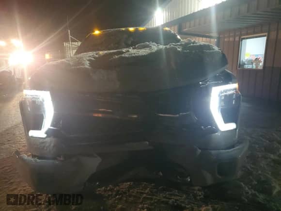 2024 Chevrolet Silverado 3500HD High Country с VIN 1GC4YVEY0RF124804, выставлен на аукционе Copart как лот 86140304 с пробегом 32 840 миль миль и Списание • Salvage title. История ставок и продаж доступна на DreamBid. Изображение 5.