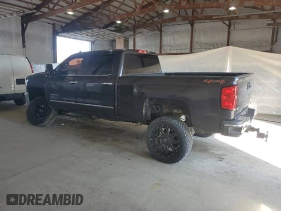 2015 Chevrolet Silverado 2500HD LTZ z VIN 1GC1KWE88FF631410, wystawiony jako Copart lot #65878395 z przebiegiem 118 963 mil mil oraz Szkoda całkowita • Salvage title. Historia ofert i sprzedaży dostępna na DreamBid. Obrazek 2.