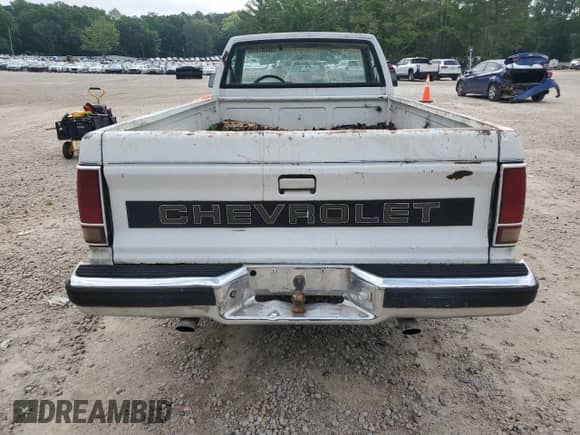 1987 Chevrolet S-10 2WD с VIN 1GCCS14R8H2104113, выставлен на аукционе Copart как лот 58087375 с пробегом 201 997 миль миль и Чистый • Clean title. История ставок и продаж доступна на DreamBid. Изображение 6.