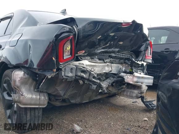 2020 Chrysler 300 Touring с VIN 2C3CCAAG5LH220793, выставлен на аукционе IAAI как лот 41480754 с пробегом 72 908 миль миль и . История ставок и продаж доступна на DreamBid. Изображение 6.