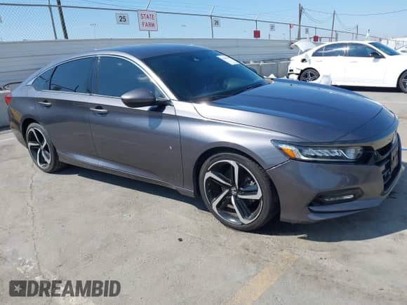 2019 Honda Accord Sport z VIN 1HGCV1F34KA081850, wystawiony jako IAAI lot #43281205 z przebiegiem 77 971 mil mil oraz . Historia ofert i sprzedaży dostępna na DreamBid. Obrazek 1.
