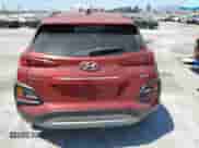 2020 Hyundai Kona Limited z VIN KM8K33A52LU411419, wystawiony jako Copart lot #70050625 z przebiegiem 56 657 mil mil oraz Szkoda całkowita • Salvage title. Historia ofert i sprzedaży dostępna na DreamBid. Obrazek 6.