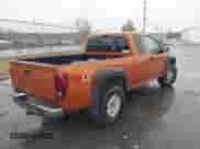 2006 Chevrolet Colorado 1LT z VIN 1GCDT196768233521, wystawiony jako IAAI lot #40860588 z przebiegiem 107 803 mil mil oraz . Historia ofert i sprzedaży dostępna na DreamBid. Obrazek 4.