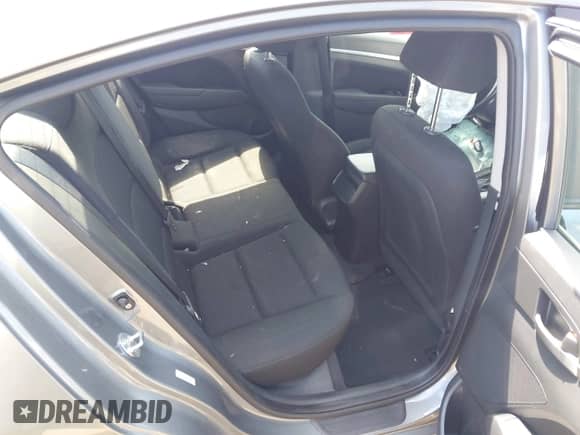 2019 Hyundai Elantra SEL z VIN KMHD84LF5KU784569, wystawiony jako IAAI lot #43005642 z przebiegiem 91 178 mil mil oraz . Historia ofert i sprzedaży dostępna na DreamBid. Obrazek 8.