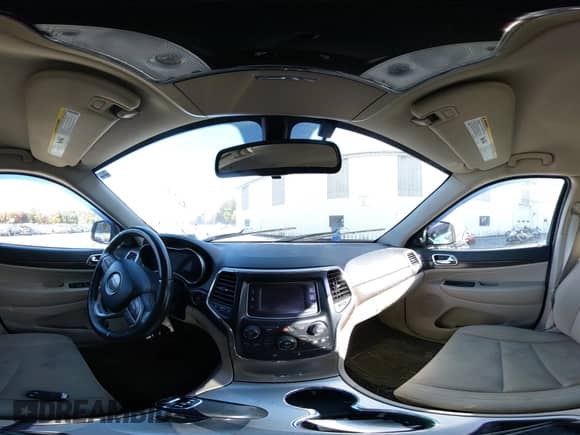 2014 Jeep Grand Cherokee Laredo с VIN 1C4RJFAG2EC138227, выставлен на аукционе IAAI как лот 43492044 с пробегом 180 434 миль миль и . История ставок и продаж доступна на DreamBid. Изображение 18.