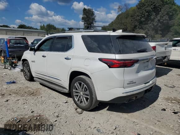 2023 Chevrolet Traverse High Country z VIN 1GNERNKWXPJ246804, wystawiony jako Copart lot #81955465 z przebiegiem 21 228 mil mil oraz Szkoda całkowita • Salvage title. Historia ofert i sprzedaży dostępna na DreamBid. Obrazek 2.