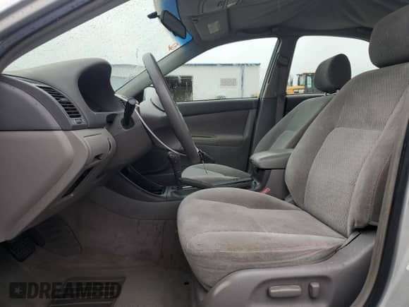 2003 Toyota Camry XLE with VIN 4T1BE32K03U131576, listed as a Copart auction lot 84587675 with 240,100 mi miles and Salvage title. Bid and sale history available at DreamBid. Image 7.