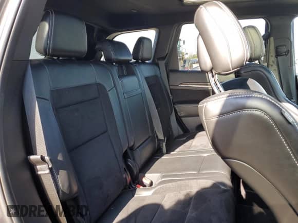 2018 Jeep Grand Cherokee SRT z VIN 1C4RJFDJ5JC207025, wystawiony jako Copart lot #51524845 z przebiegiem 64 690 mil mil oraz Szkoda całkowita • Salvage title. Historia ofert i sprzedaży dostępna na DreamBid. Obrazek 11.