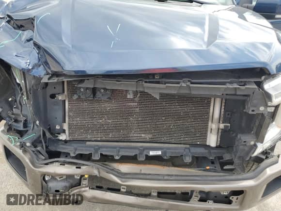 2020 Ford F-150 Lariat z VIN 1FTEW1E56LFB77622, wystawiony jako Copart lot #71202025 z przebiegiem 149 414 mil mil oraz Szkoda całkowita • Salvage title. Historia ofert i sprzedaży dostępna na DreamBid. Obrazek 11.