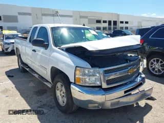 2012 Chevrolet Silverado 1500 LT with VIN 1GCRCSE05CZ208698, listed as a IAAI auction lot 42898000 with Not provided miles and . Bid and sale history available at DreamBid. Image 1.
