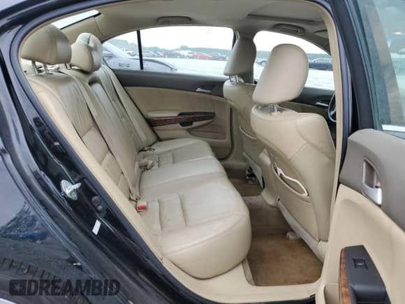 2008 Honda Accord EX-L z VIN 1HGCP26828A134145, wystawiony jako Copart lot #69133055 z przebiegiem 265 407 mil mil oraz Szkoda całkowita • Salvage title. Historia ofert i sprzedaży dostępna na DreamBid. Obrazek 10.