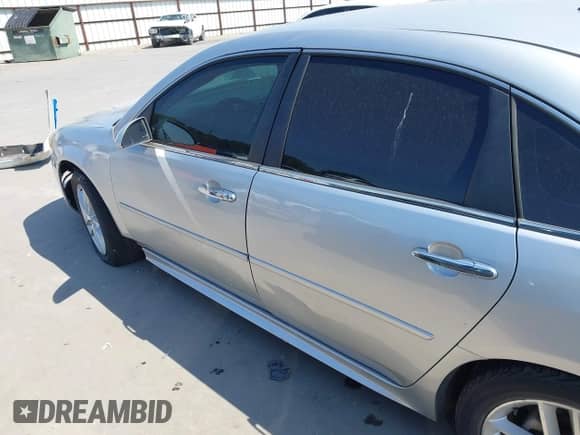 2016 Chevrolet Impala LTZ with VIN 2G1WC5E35G1122927, listed as a IAAI auction lot 43193945 with 190,000 mi miles and . Bid and sale history available at DreamBid. Image 14.