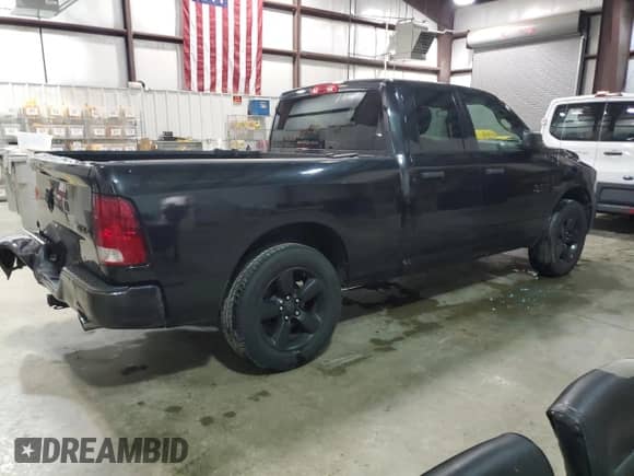 2017 Ram 1500 Express z VIN 1C6RR7FT1HS595553, wystawiony jako Copart lot #51587575 z przebiegiem 248 129 mil mil oraz Szkoda całkowita • Salvage title. Historia ofert i sprzedaży dostępna na DreamBid. Obrazek 3.