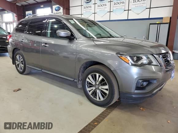 2017 Nissan Pathfinder Platinum z VIN 5N1DR2MM8HC692174, wystawiony jako Copart lot #89517165 z przebiegiem 149 087 mil mil oraz Czysty tytuł • Clean title. Historia ofert i sprzedaży dostępna na DreamBid. Obrazek 4.