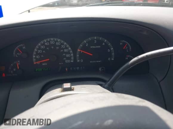 2002 Ford F-150 XLT with VIN 1FTRW07602KB73444, listed as a IAAI auction lot 42744286 with 208,152 mi miles and . Bid and sale history available at DreamBid. Image 7.