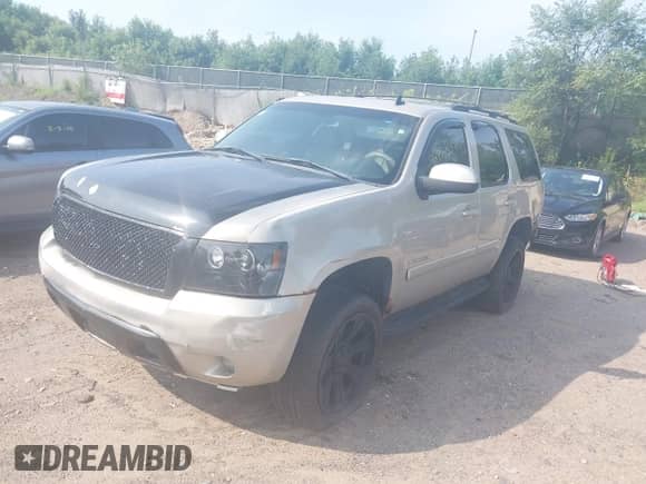 2008 Chevrolet Tahoe LTZ with VIN 1GNFK13058J166310, listed as a IAAI auction lot 42953557 with Not provided miles and . Bid and sale history available at DreamBid. Image 2.