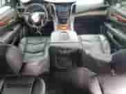 2020 Cadillac Escalade Luxury с VIN 1GYS4BKJ2LR104501, выставлен на аукционе Copart как лот 63074705 с пробегом 72 044 миль миль и На запчасти • Non repairable. История ставок и продаж доступна на DreamBid. Изображение 8.